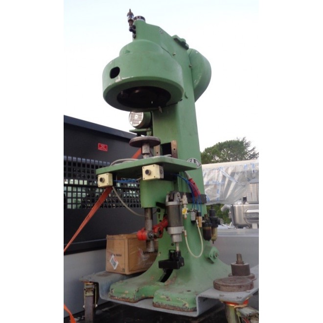 AGGRAFFATRICE AUTOM.CALIMI TIPO LIMBA 11 AGGRAFFATRICE AUTOM.CALIMI TIPO LIMBA 11